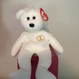 Mrs. Beanie Baby ( bride)